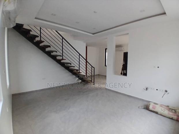 3bdrm Duplex in Adenta Estates, SDA Area for sale · Photo 6