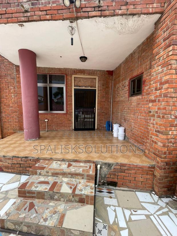 Furnished 6bdrm House in Pokuase Leisure for sale · Photo 7