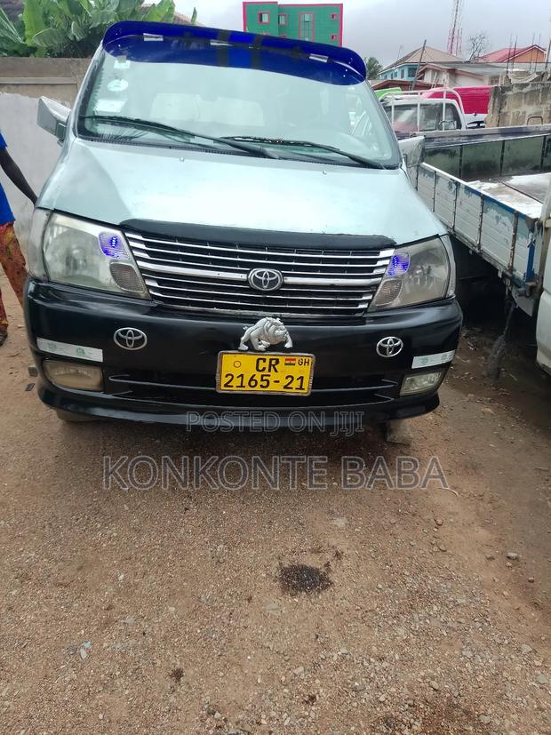 Toyota HiAce 2008 Grey