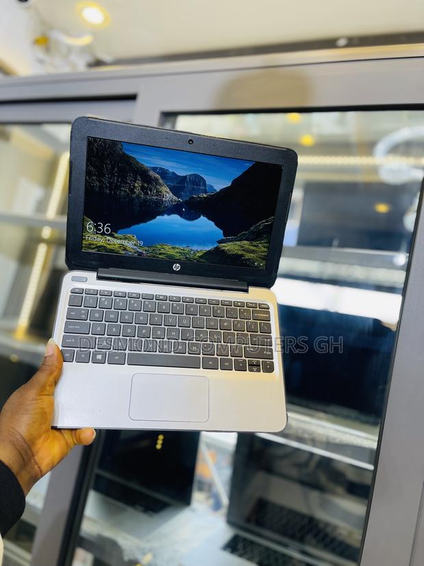 Laptop HP Stream Notebook 4GB Intel Celeron SSD 60GB · Photo 1