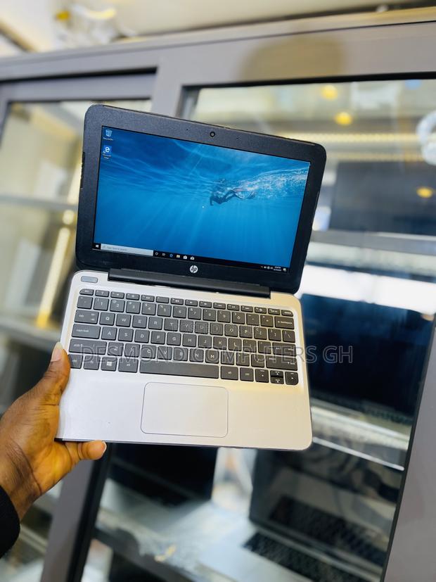 Laptop HP Stream Notebook 4GB Intel Celeron SSD 60GB · Photo 4