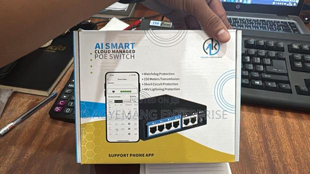 Ak Poe Switch · Photo 1