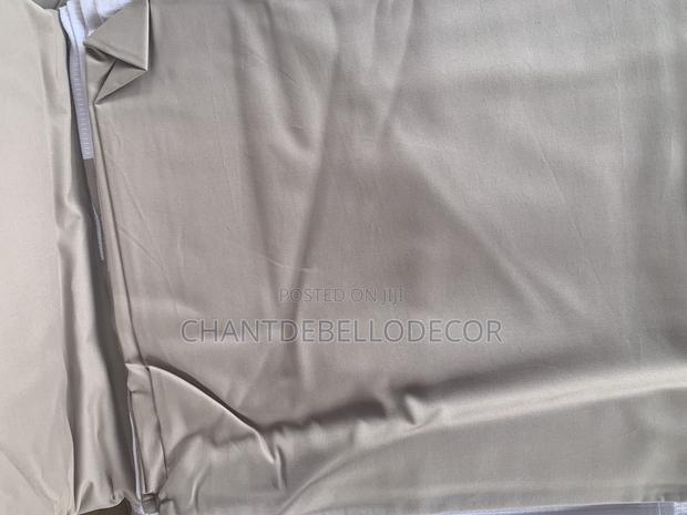 7-Piece 300tc Pure Cotton Solid & Waffle Design King Size Duvet Set · Photo 8