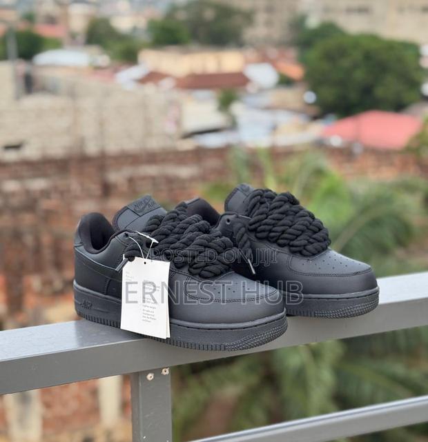 Airforce One Big Lace · Photo 1