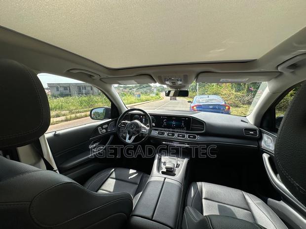 Mercedes-Benz GLE-Class GLE 350 4MATIC 2020 Blue · Photo 2