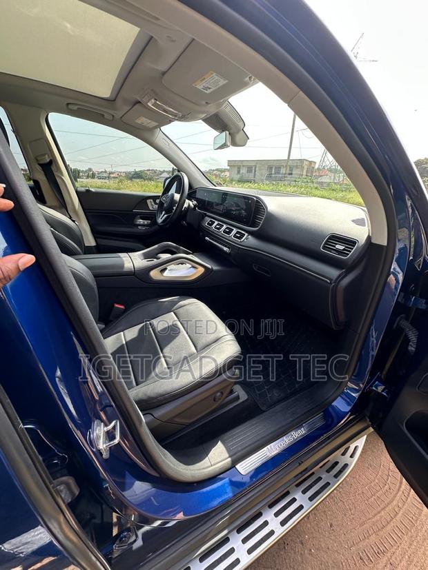 Mercedes-Benz GLE-Class GLE 350 4MATIC 2020 Blue · Photo 4