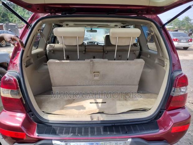 Toyota Highlander 2006 Red · Photo 8