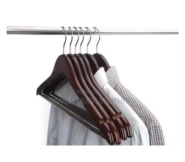 5 Pieces Wooden Coat/Suit Hanger - Dark Brown · Photo 3