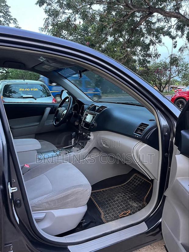 Toyota Highlander Suvs Available for Rentals! · Photo 3
