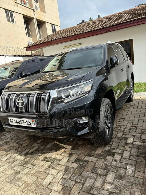 Executive Toyota Land Cruiser Prado Available for Rentals! · Photo 2