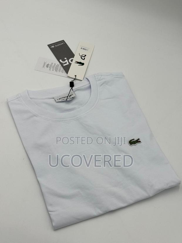 Solid Lacoste Thick T-shirts · Photo 3