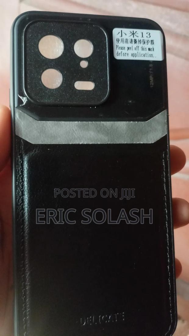 Xiaomi 13 5g Leather Case · Photo 5