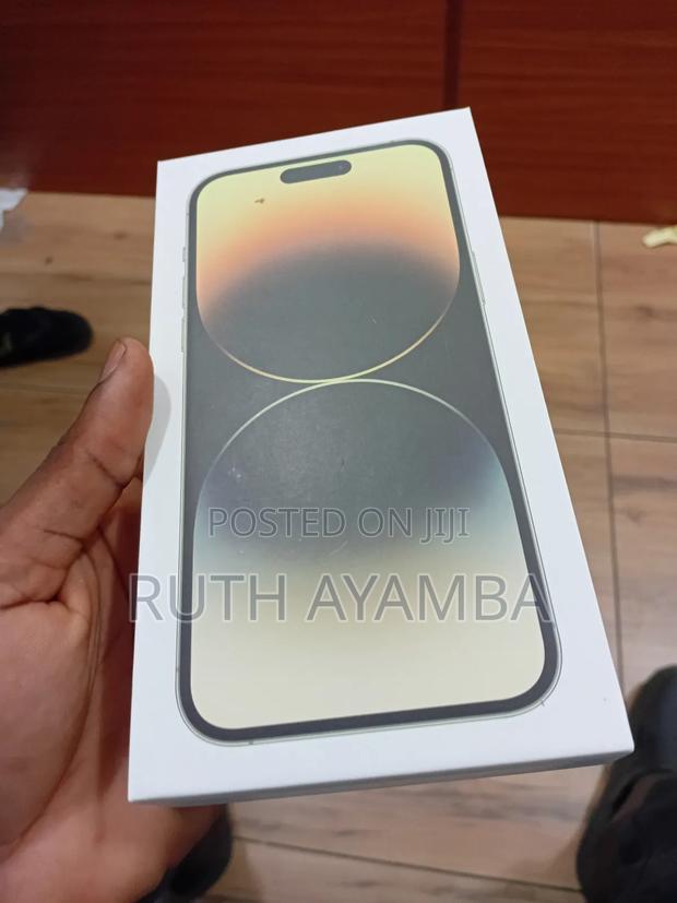 New Apple iPhone 14 Pro 128 GB Gold · Photo 2