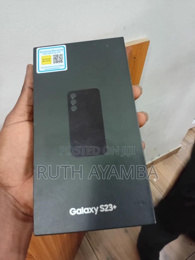 New Samsung Galaxy S23+ 256 GB Black · Photo 2
