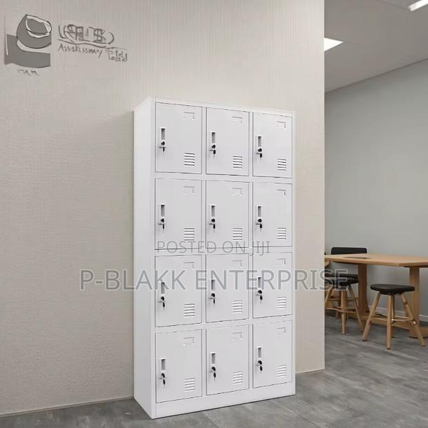 Office Locker Cabinet 12 Doors/ 12 Lockers · Photo 1