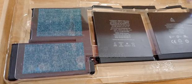 Macbook Pro Battery A1953 A1990 · Photo 1