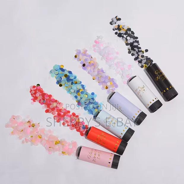 Party Confetti · Photo 1