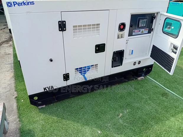 Reliable Perkins Diesel Generator · Photo 1