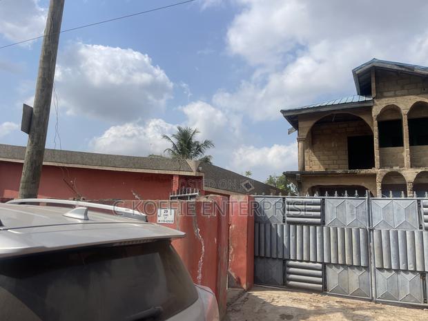 5bdrm House in Achimota for sale · Photo 3