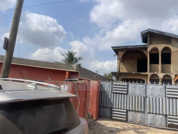 5bdrm House in Achimota for sale · Photo 7