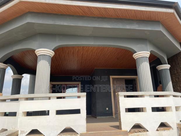 8bdrm Mansion in Acp Kwabenya, Ga East Municipal for sale · Photo 7