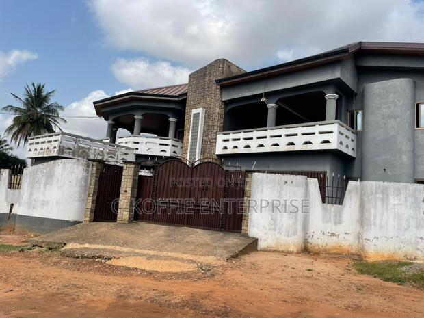 8bdrm Mansion in Acp Kwabenya, Ga East Municipal for sale · Photo 1