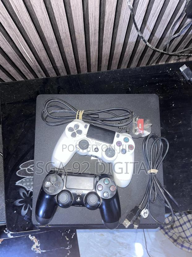 Ps4 Slim 500gb Plus One Controller