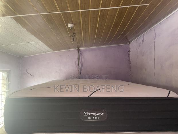 Beautyrest Black Memory Foam Beds(Queen) 60x80 14inches · Photo 2