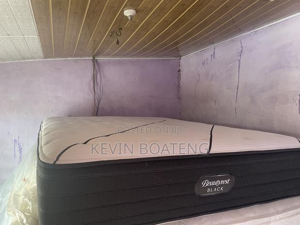 Beautyrest Black Memory Foam Beds(Queen) 60x80 14inches · Photo 5