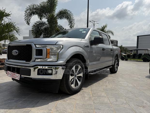 Ford F-150 2020 Silver · Photo 3
