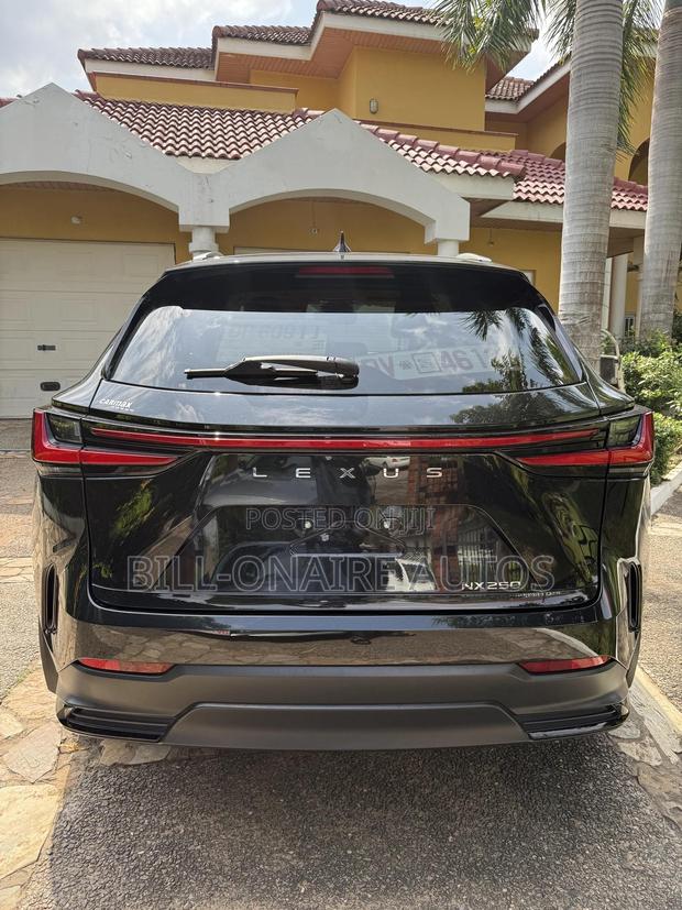 Lexus NX 2022 Black · Photo 8