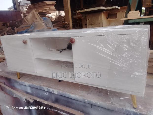 Furniture Cabinet · Photo 1