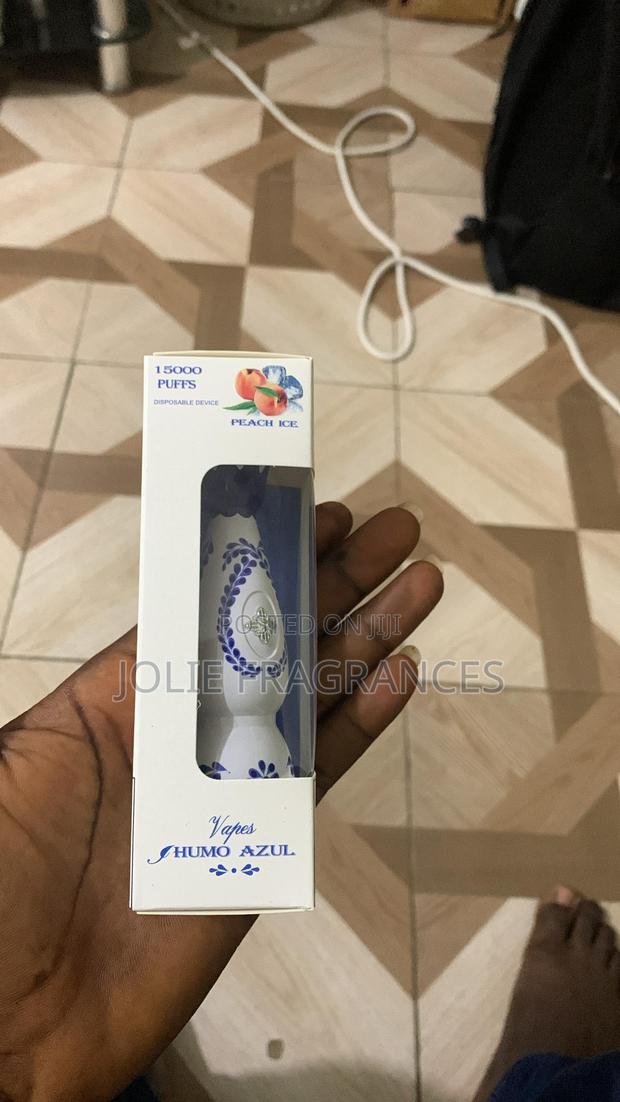 15,000 Puffs Azul Rechargeable · Photo 3