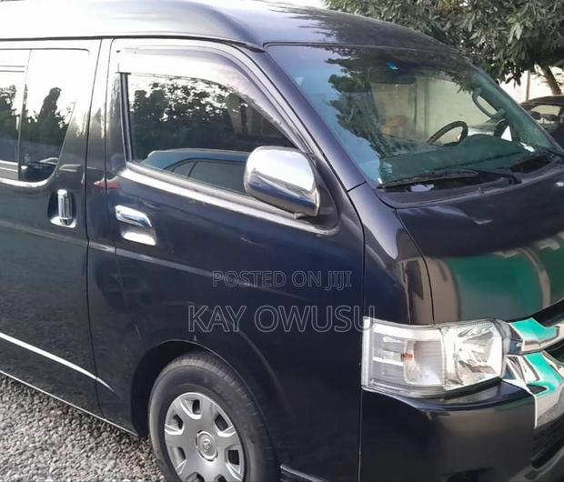 Toyota Hiace Car Rental for Individuals,Companies,Hotels and Schools
