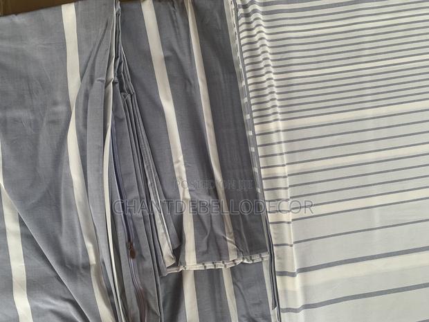 Premium 300-Thread Count Pure Cotton King Size Removable Duvet Set · Photo 5