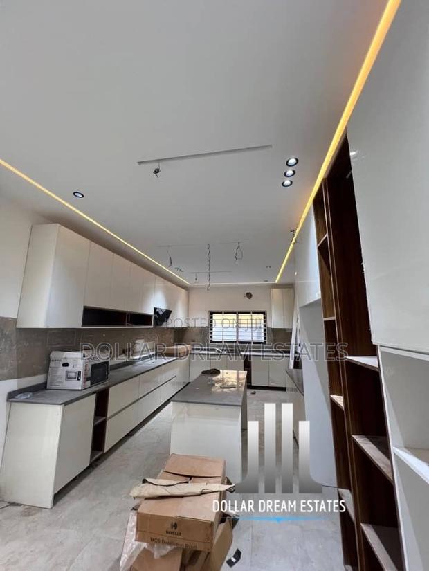 4bdrm House in Lake Side Estate for sale · Photo 5