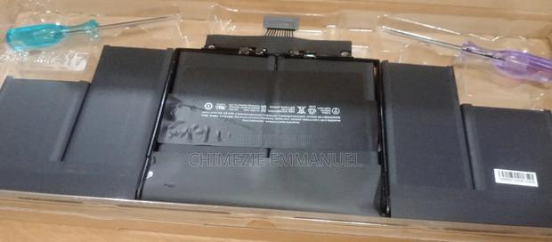 Macbook Pro Battery A1494 · Photo 1