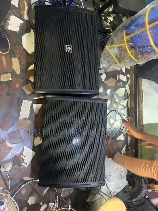 Jac 15-Inch Professional Stage Monitor Speakers. · Photo 3