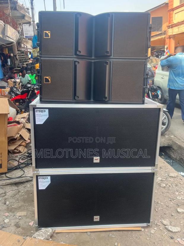 Full Speaker Set and Amplifier Rack Set · Photo 1