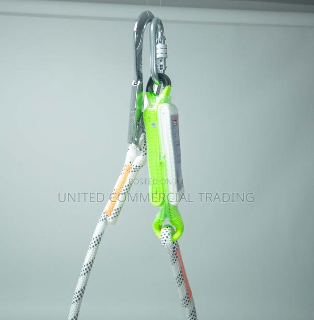 Fall Arrest Lanyard Single & Energy Absorber · Photo 2