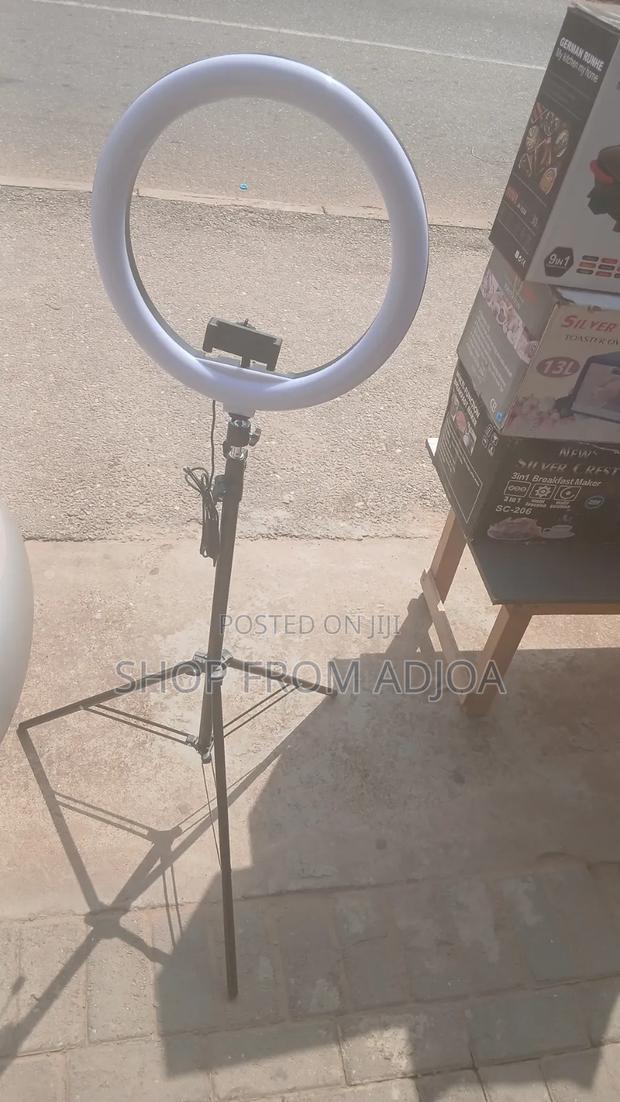 14inches and 12'inches Ringlight · Photo 1