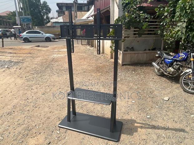 55”–100” Tv Mount Secure-Lock, Large Display Mount · Photo 1