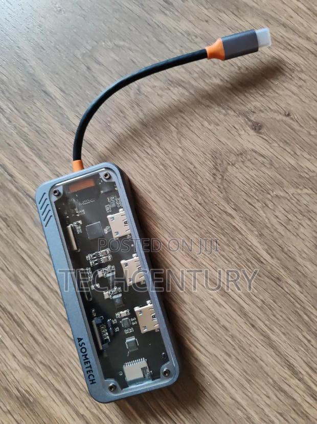 10-in-1 Dock Station Type C Hub · Photo 8