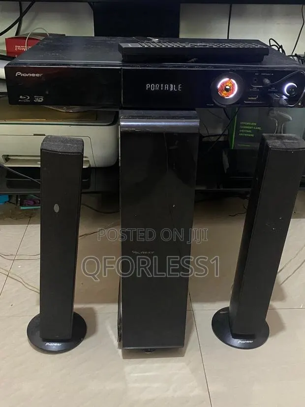 Pioneer Home Theater Set · Photo 1