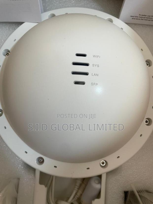 Ultra-wide 160mhz Bandwidth For High-density Outdoor Performance · Photo 1