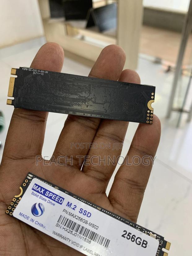 Internal SSD · Photo 4