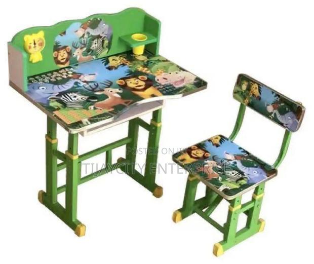 Kids Study Table And Chair · Photo 1