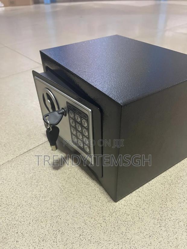 3kg Digital Safe Box · Photo 2