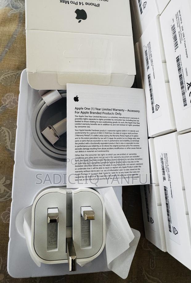 Original iPhone Charger - 3pins · Photo 3