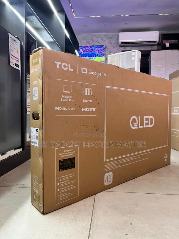 TCL S5k 43" Qled Smart Tv · Photo 2